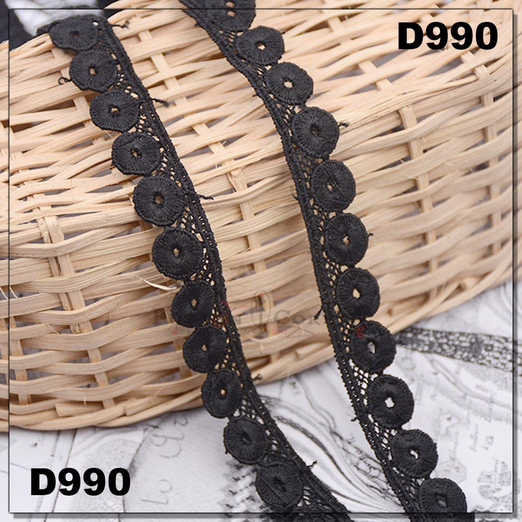 Shuttle One Side Border Lace