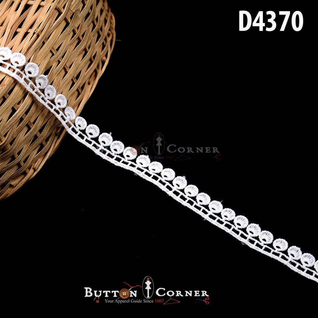 Shuttle One Side Border Lace