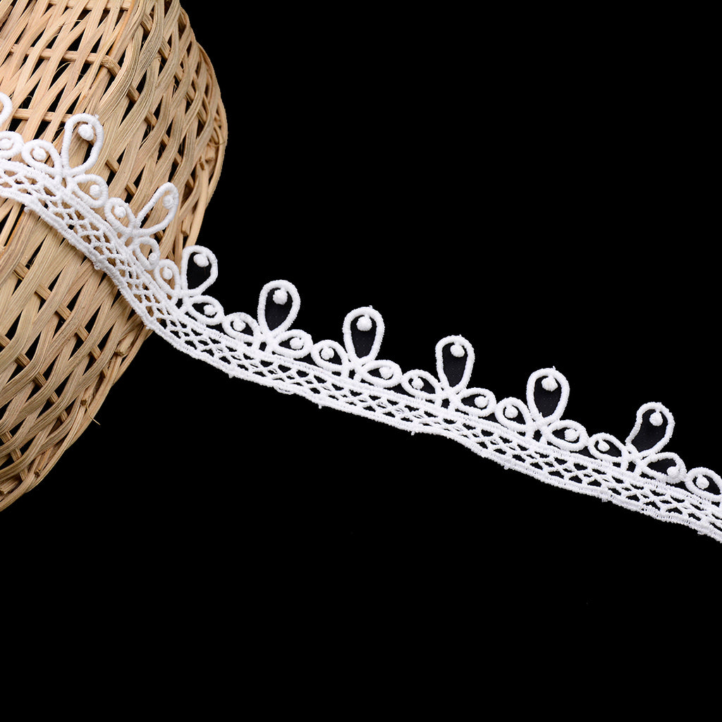 Shuttle One Side Border Lace