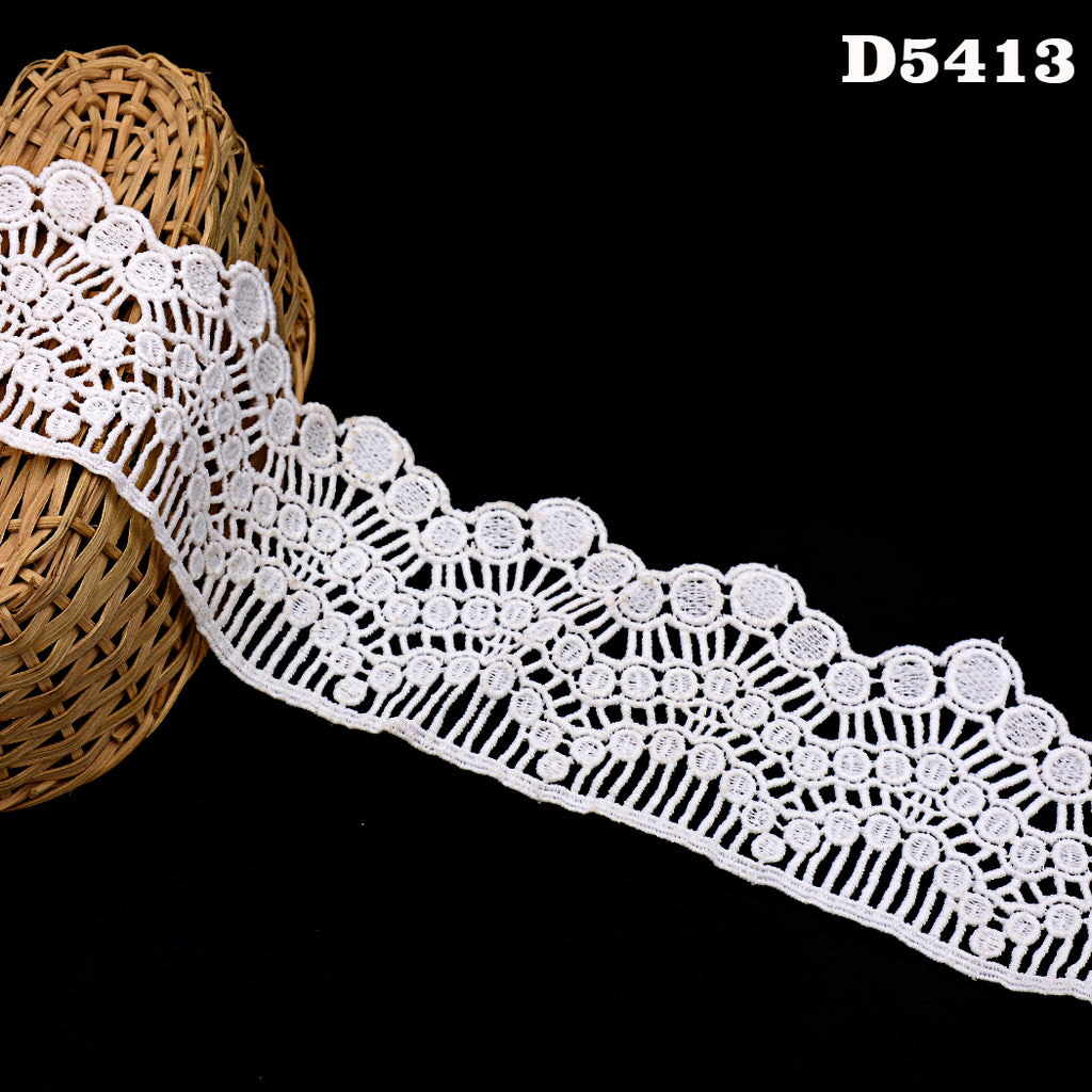 Shuttle One Side Border Lace