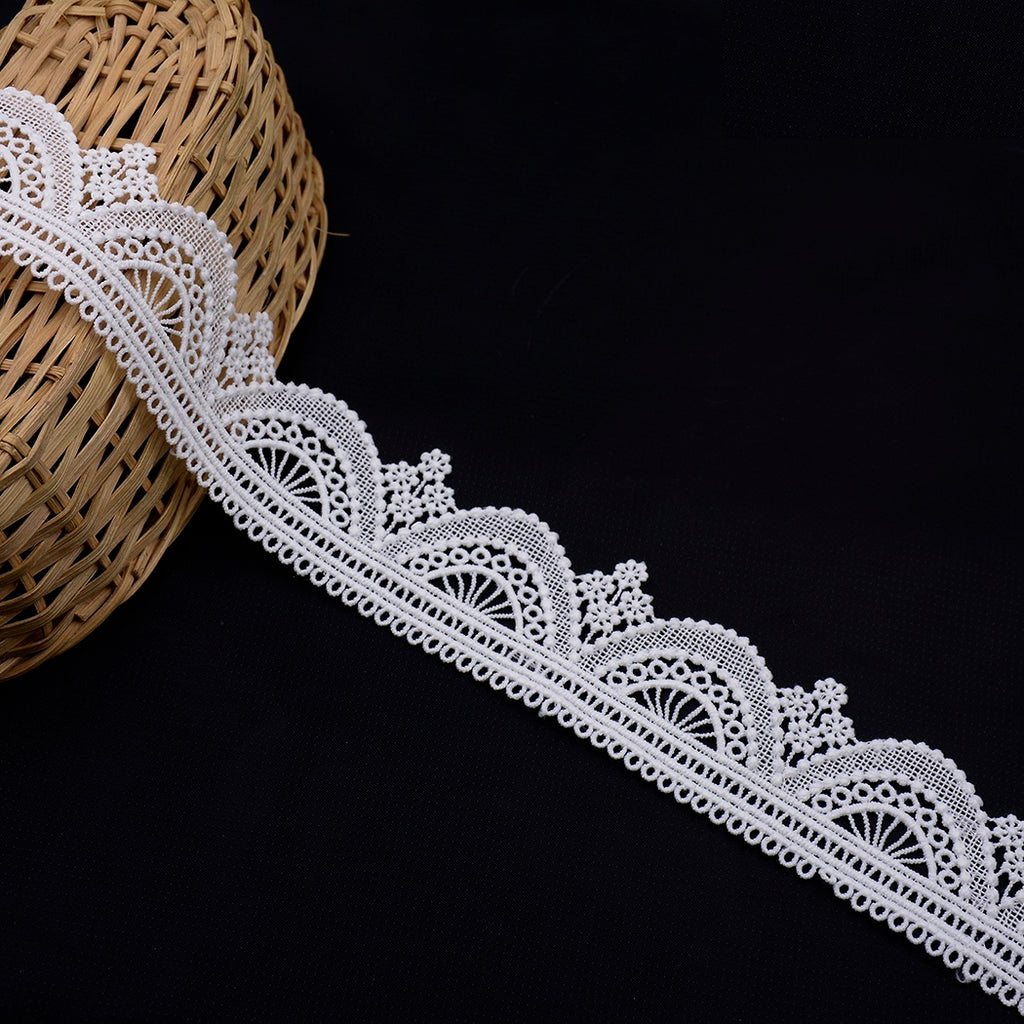 Shuttle One Side Border Lace