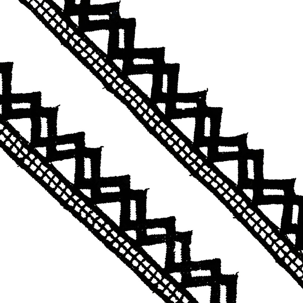 Shuttle One Side Border Lace