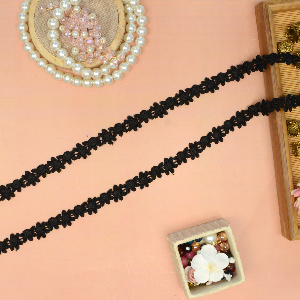 Flower Shuttle Lace