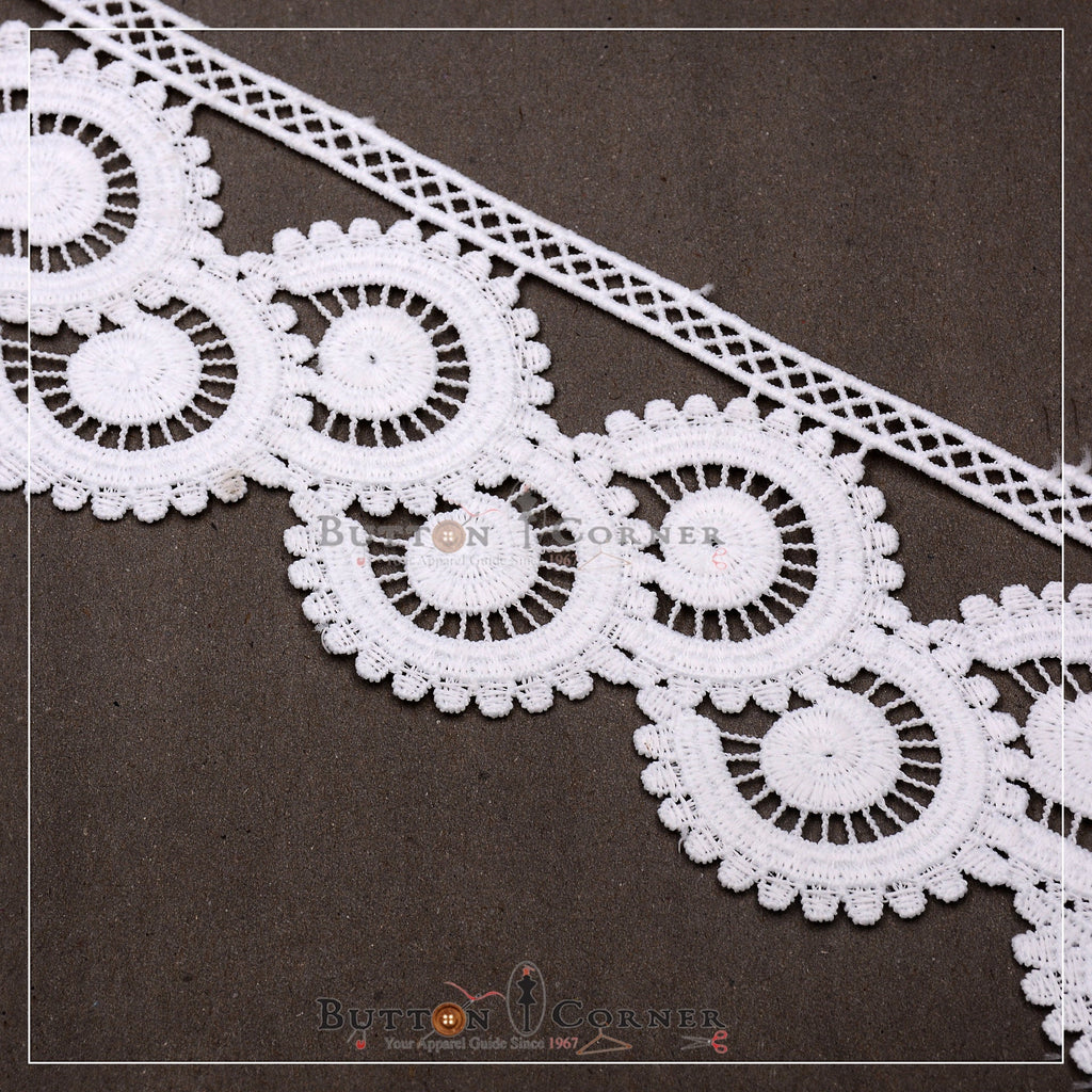 One Side Border Shuttle Lace
