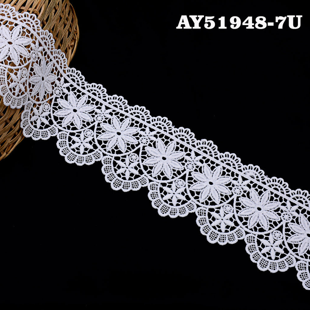 One Side Border Shuttle Lace