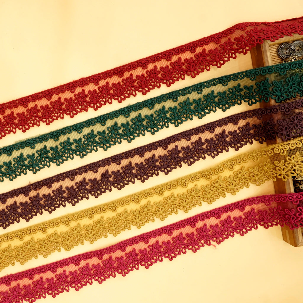Shuttle Net Lace In Color