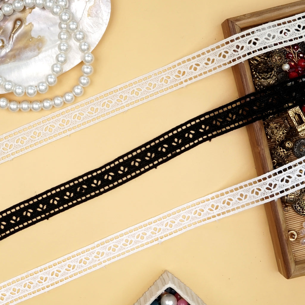 Double Side Border Shuttle Lace