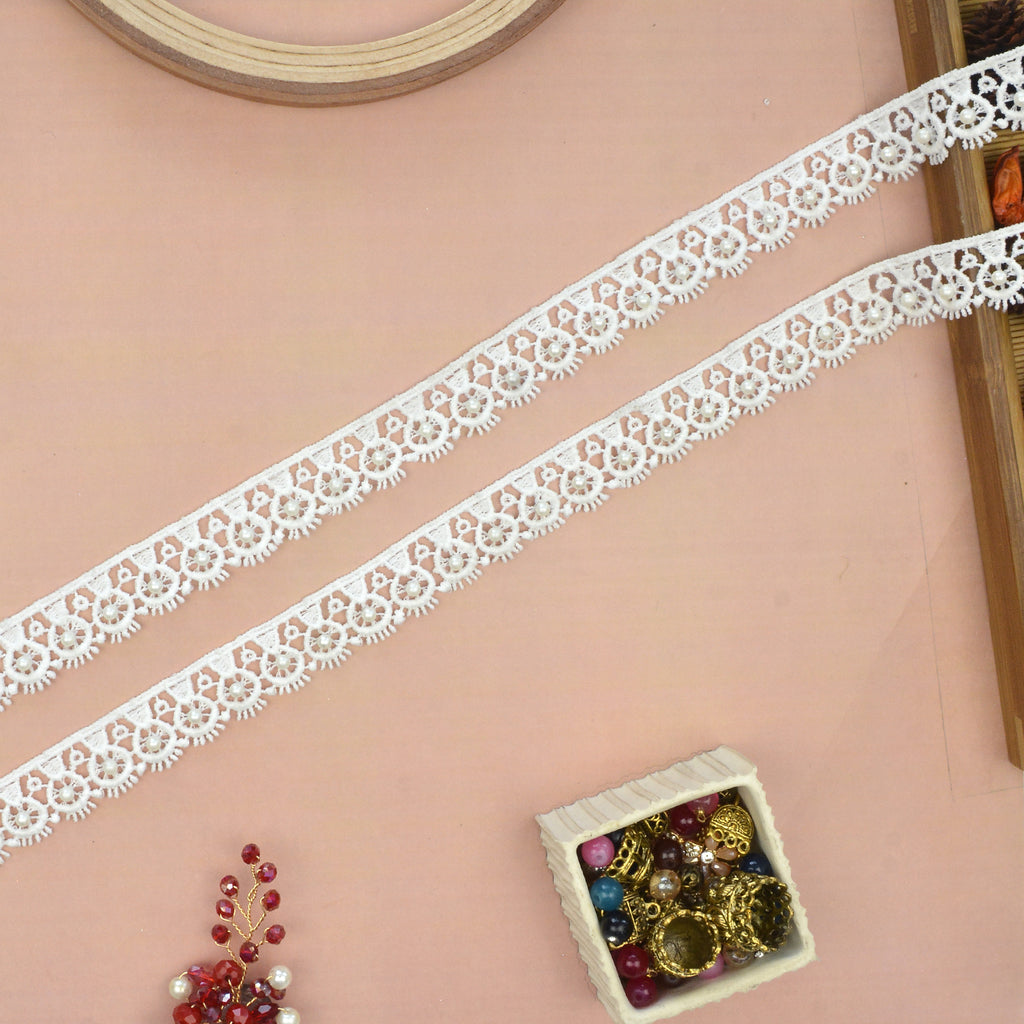 One Side Border Lace With Pearl