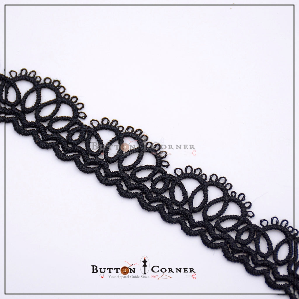 One Side Border Shuttle Lace