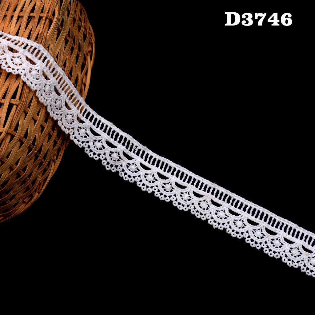 Shuttle One Side Border Lace