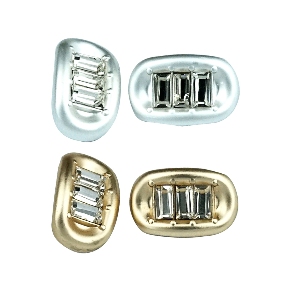 Three Stone Border Edge Metal Button