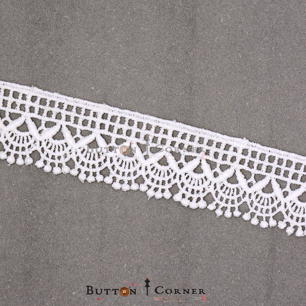 One Side Border Shuttle Lace