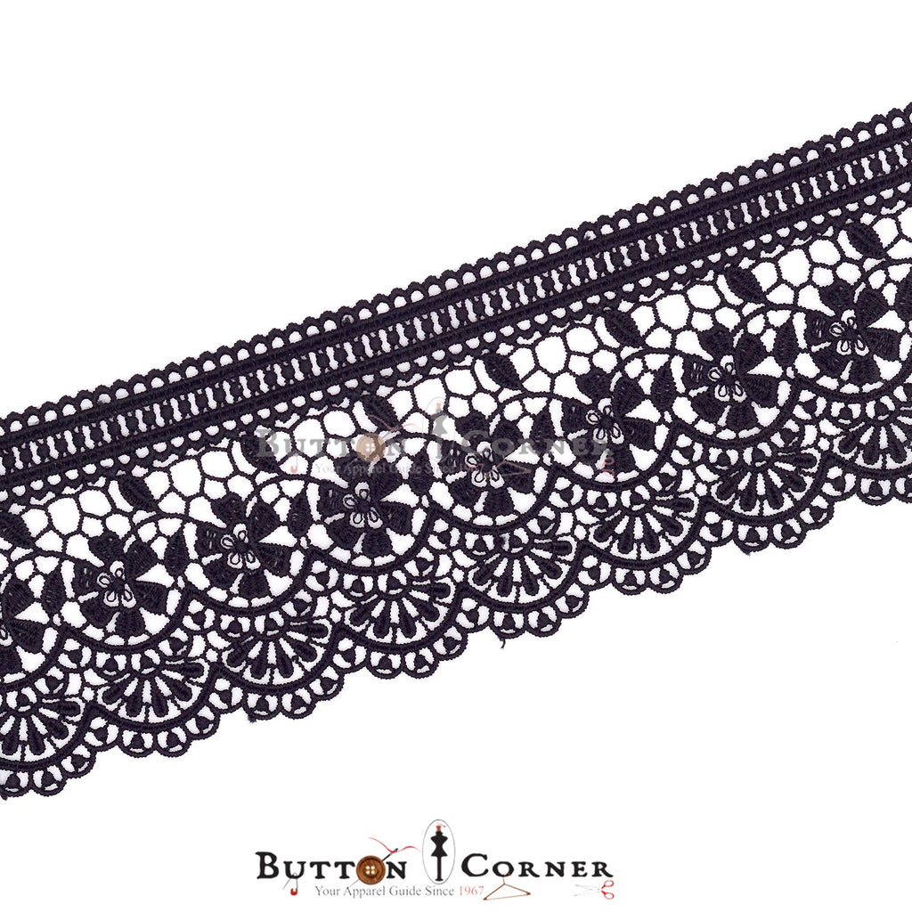 One Side Border Shuttle Lace