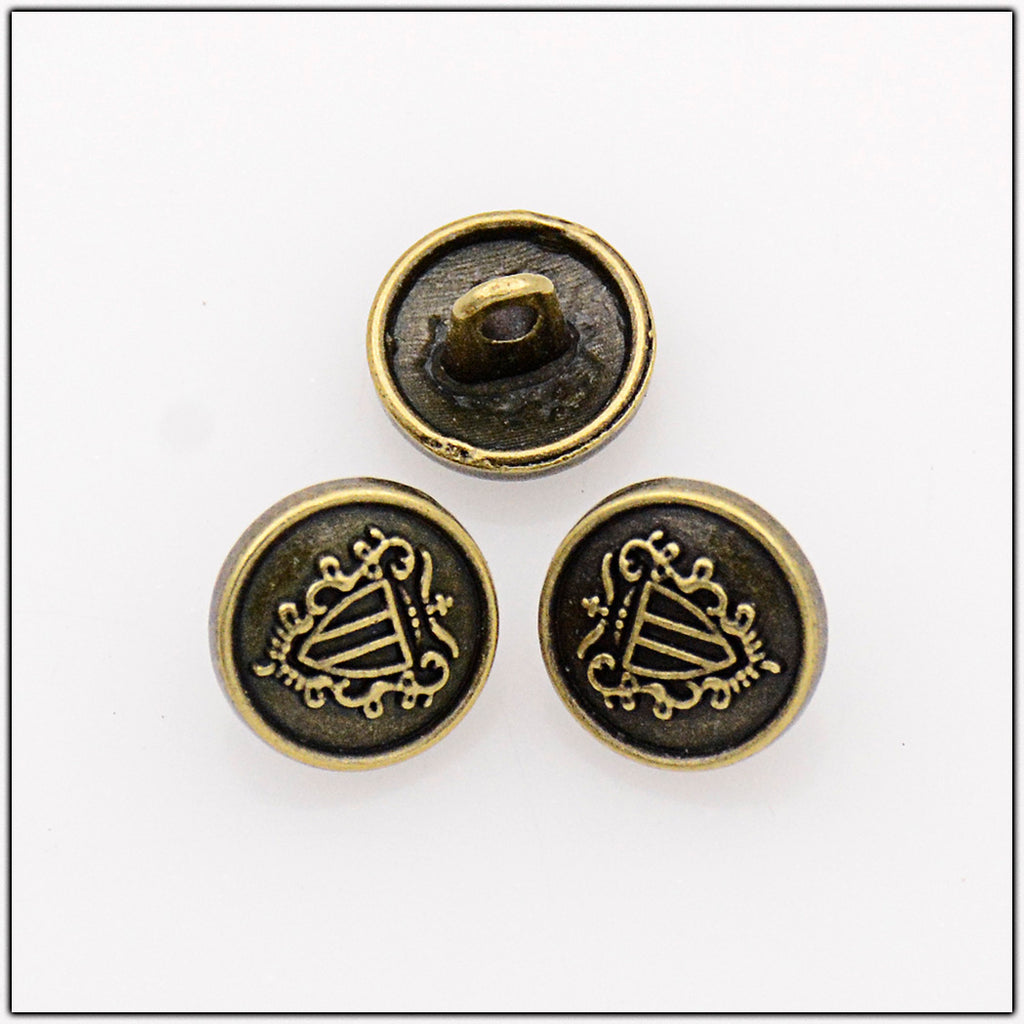 Prade Buckle Logo Metal Shirt Button