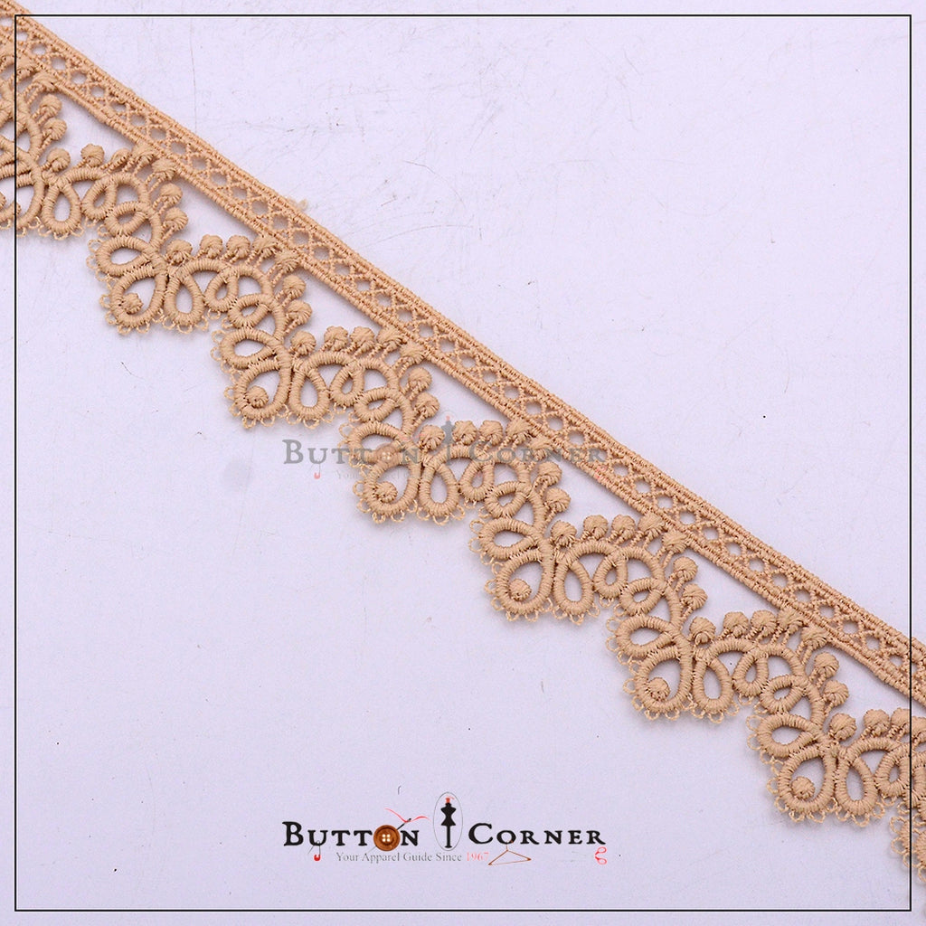 One Side Border Shuttle Lace