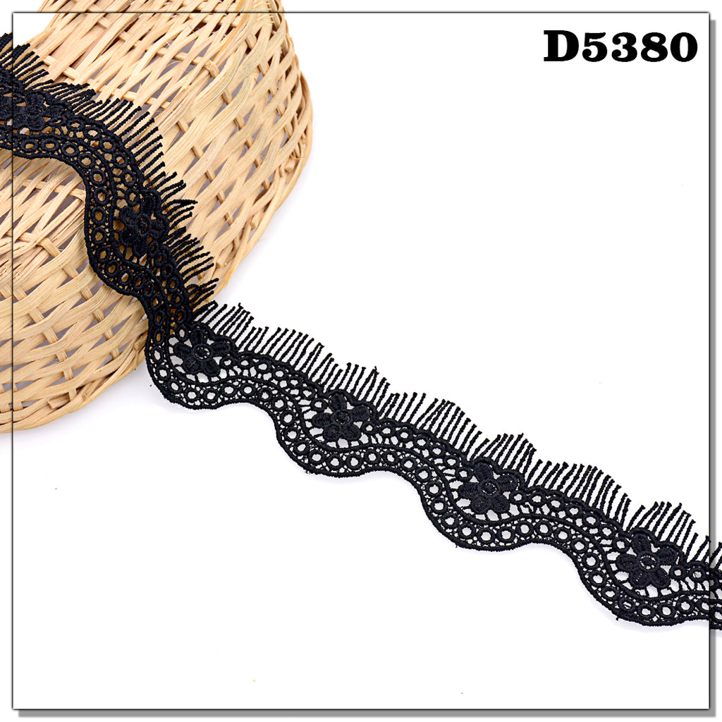 Shuttle One Side Border Lace