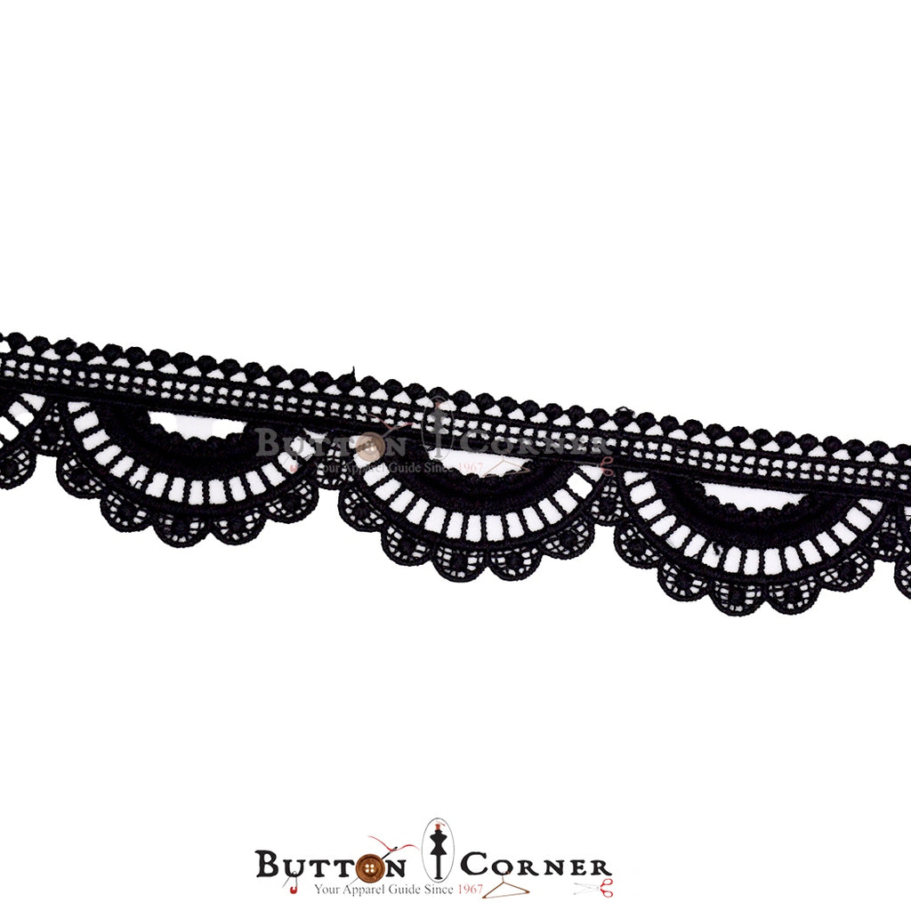 One Side Border Shuttle Lace