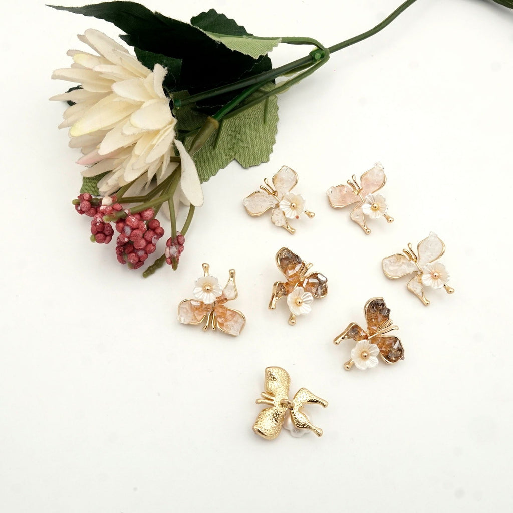 Vintage Style Butterfly Flower Button