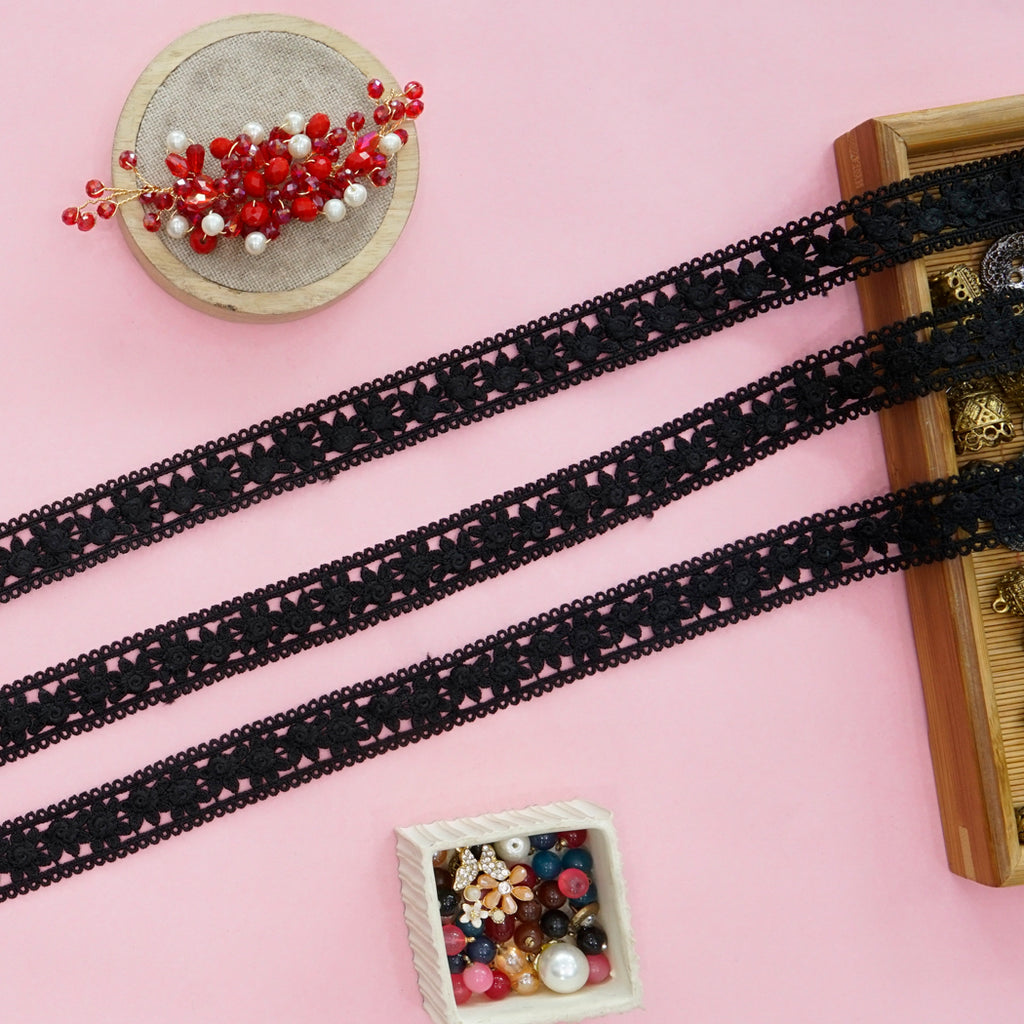Double Side Border Shuttle Lace