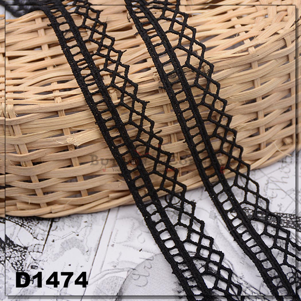 Shuttle One Side Border Lace