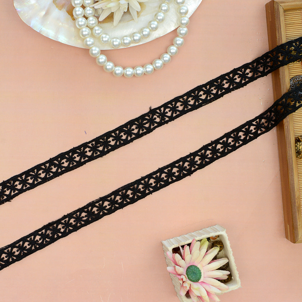Double Side Border Shuttle Lace