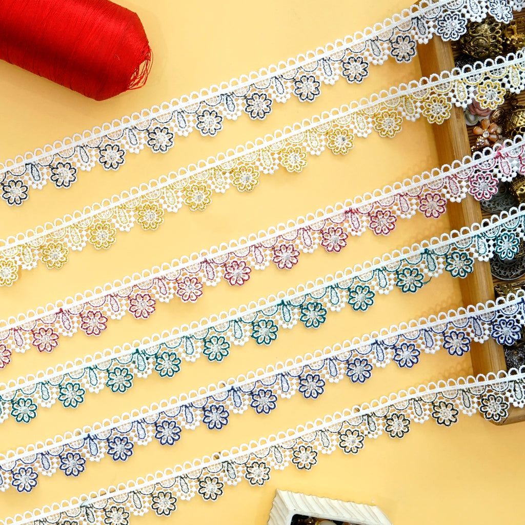 Sequence Glass Beads Shuttle Lace