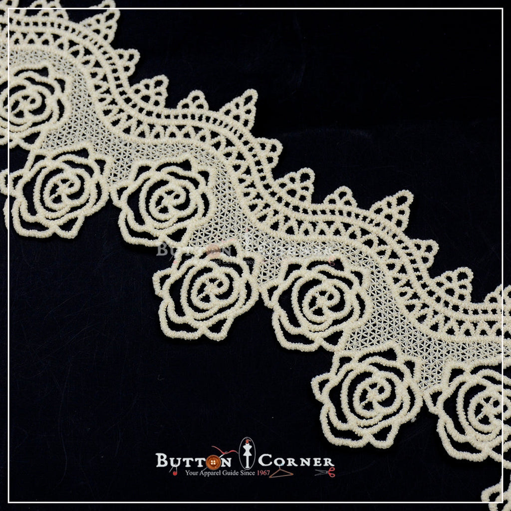 One Side Border Shuttle Lace