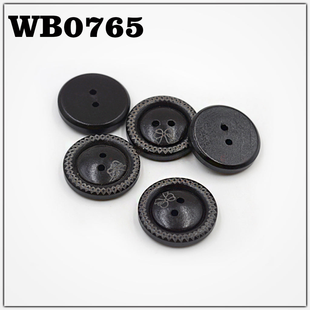 Border Design 2 Hole Wooden Button