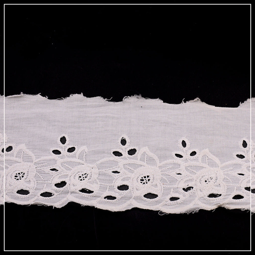 Cotton One Side Border Lace
