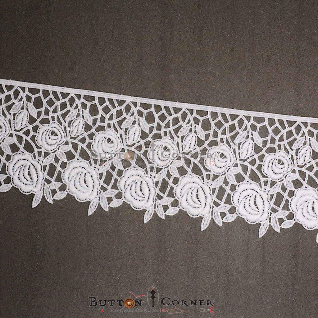 One Side Border Shuttle Lace
