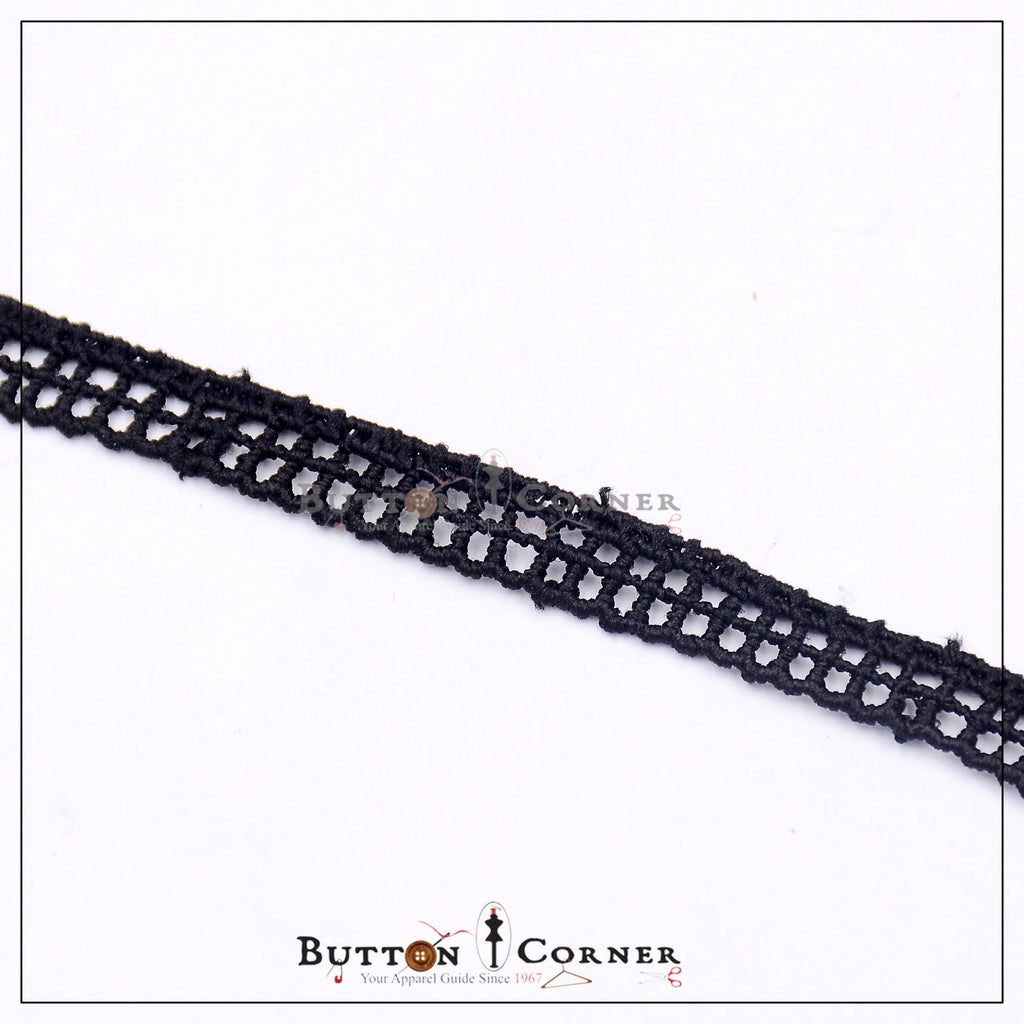 One Side Border Shuttle Lace