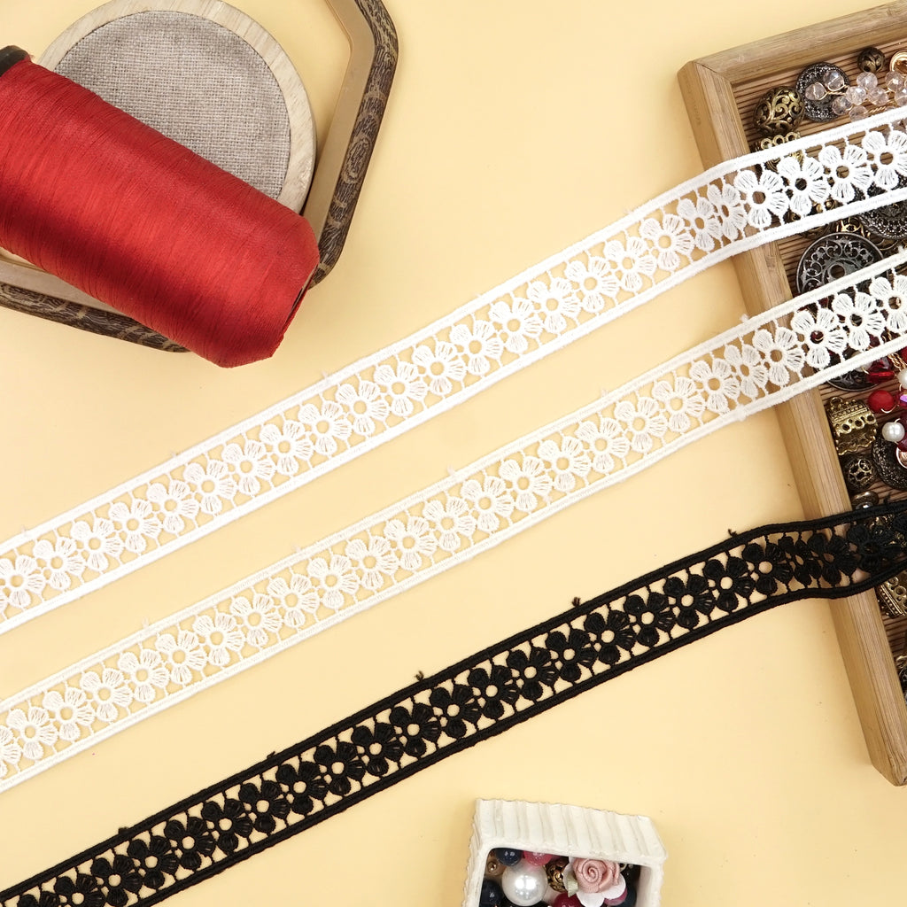 Double Side Border Shuttle Lace