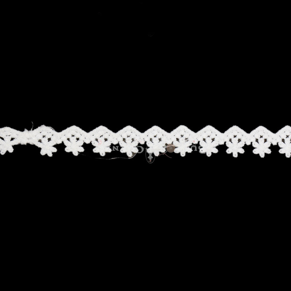 One Side Border Shuttle Lace