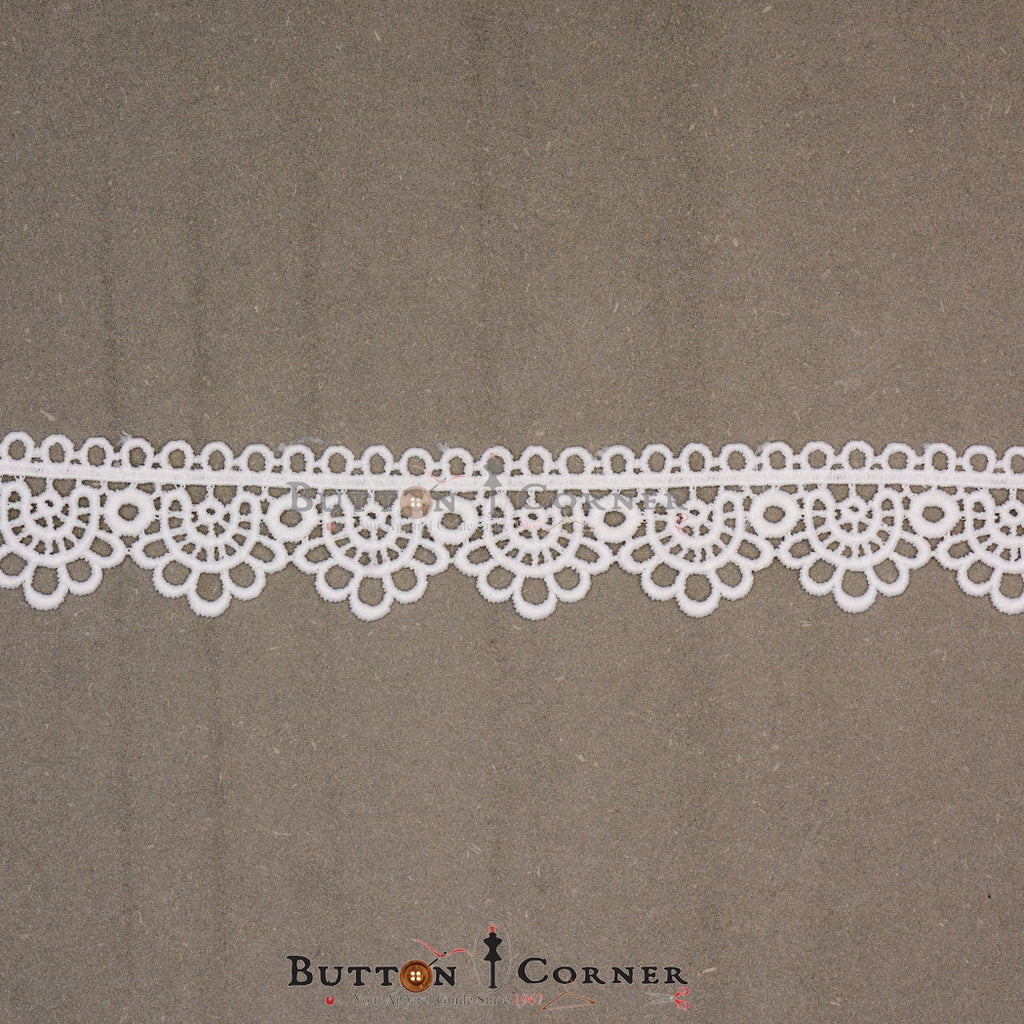 One Side Border Shuttle Lace