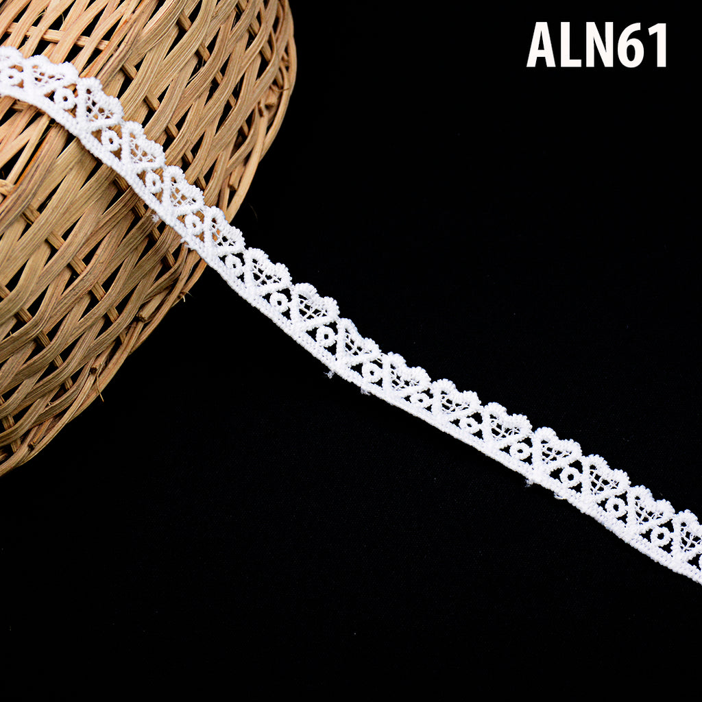 One Side Border Shuttle Lace