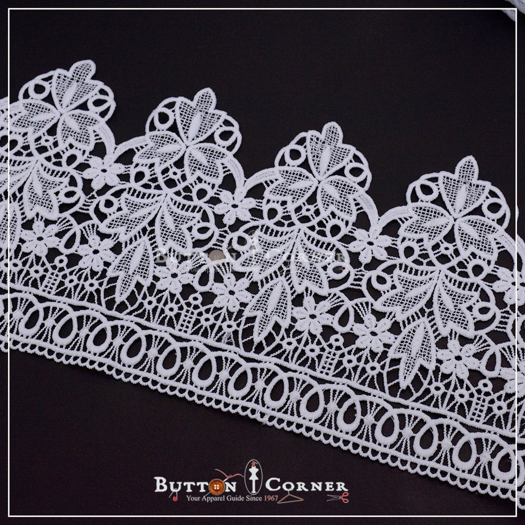 One Side Border Shuttle Lace