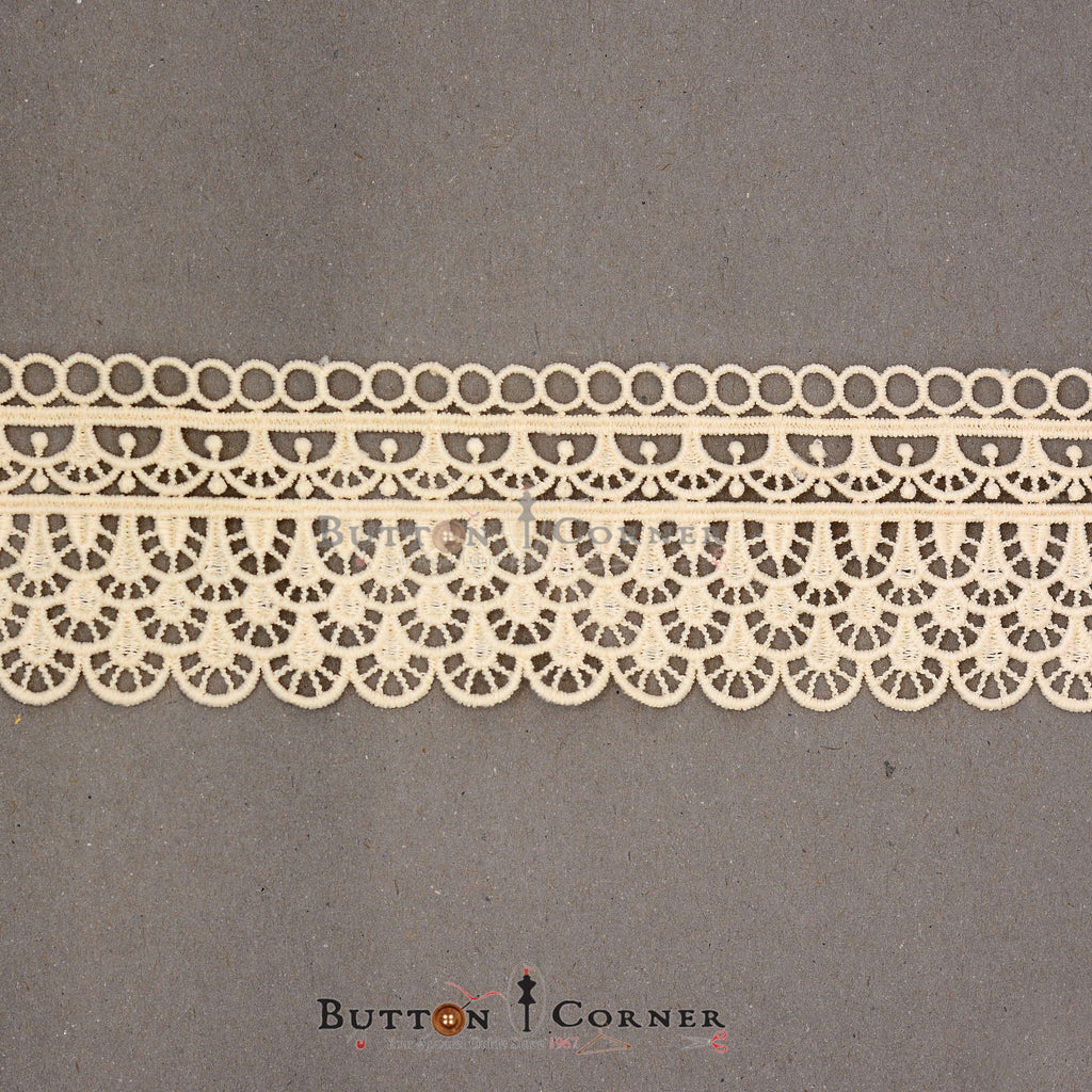 One Side Border Shuttle Lace