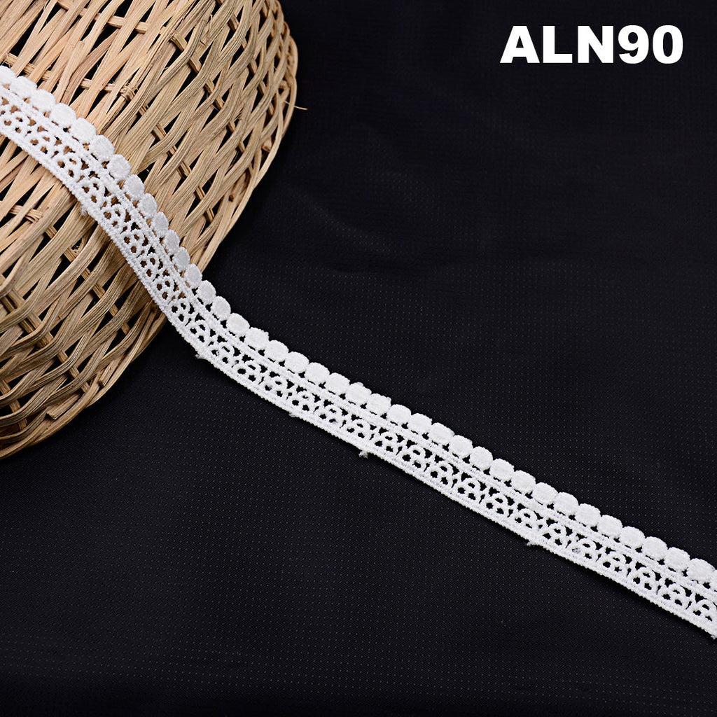 One Side Border Shuttle Lace