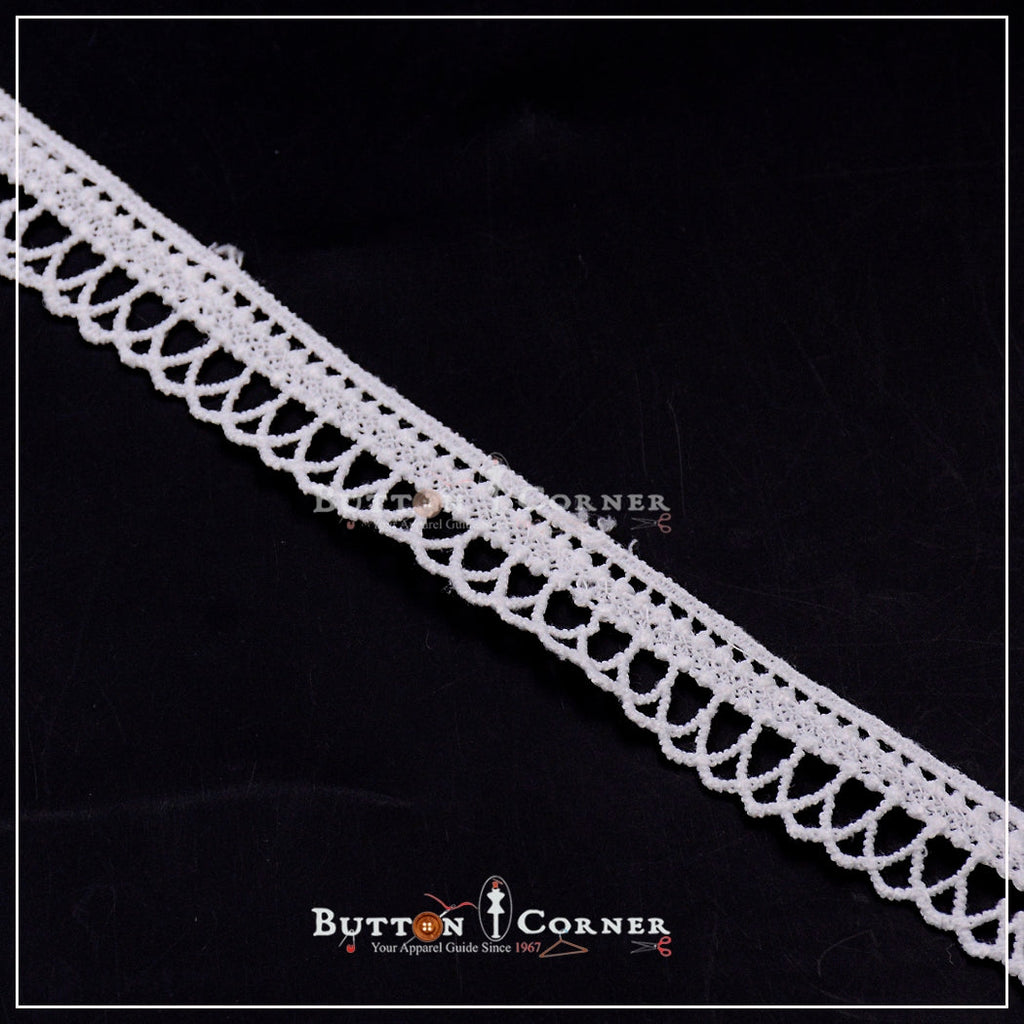 One Side Border Shuttle Lace