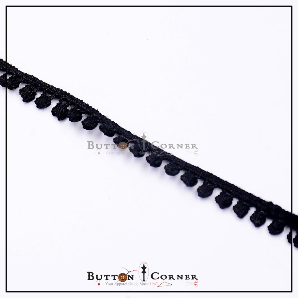 One Side Border Shuttle Lace