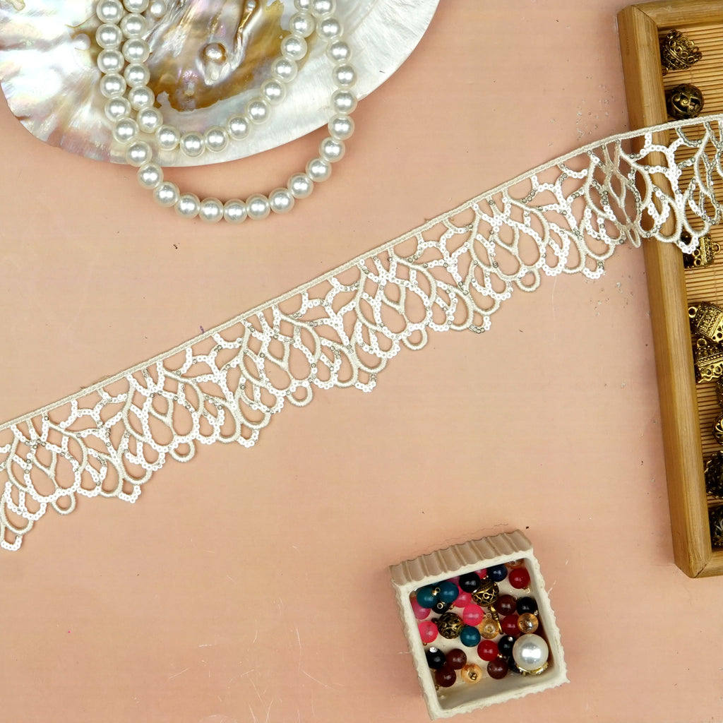 Sequence Shuttle Lace