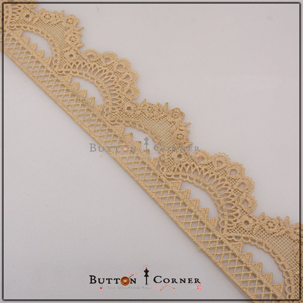 One Side Border Shuttle Lace