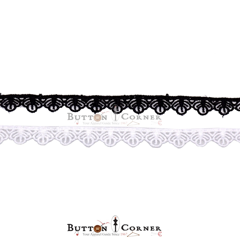 One Side Border Shuttle Lace