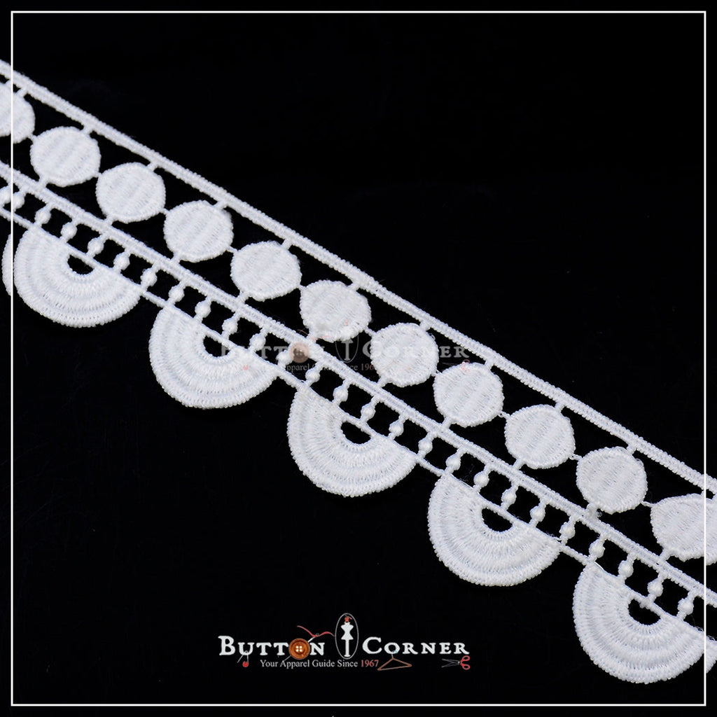 One Side Border Shuttle Lace