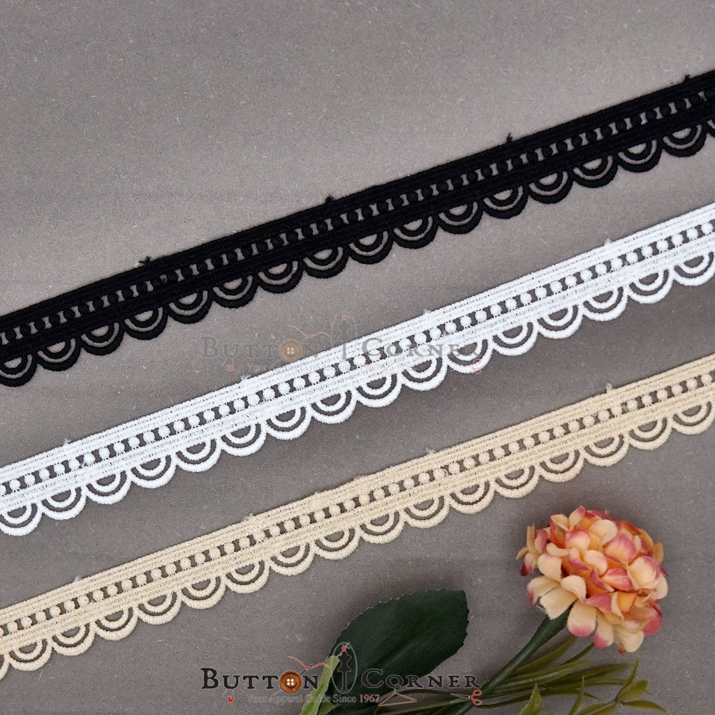 One Side Border Shuttle Lace