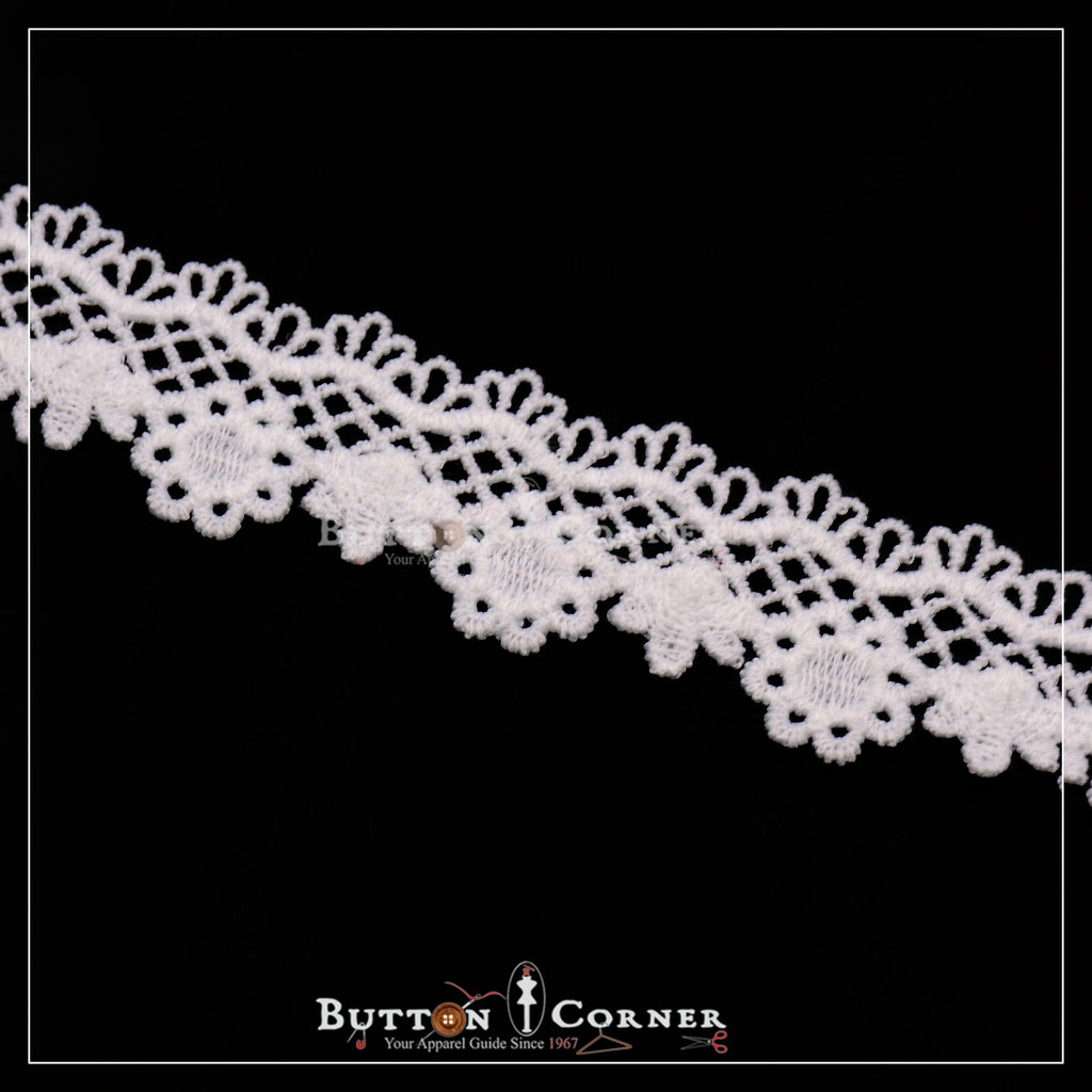 One Side Border Shuttle Lace