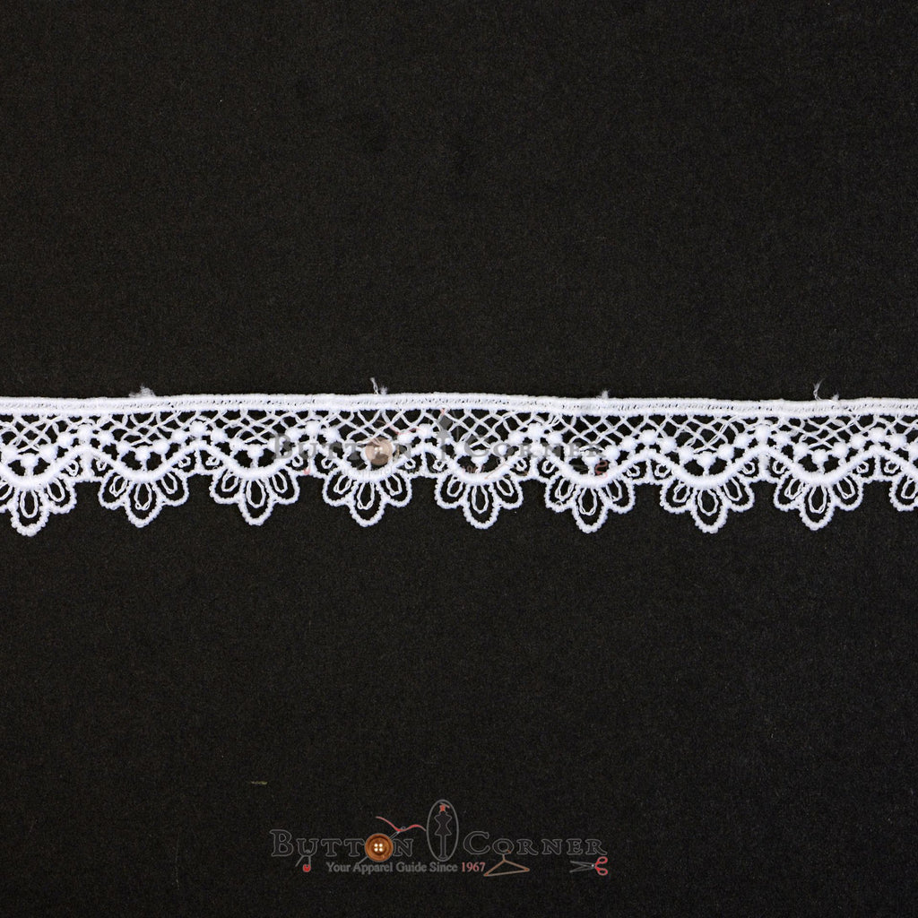 One Side Border Shuttle Lace