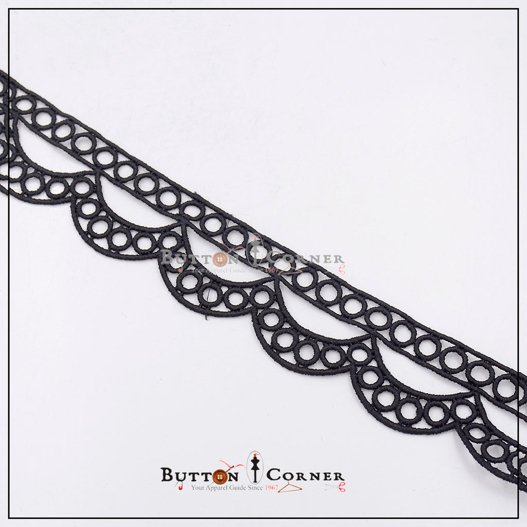 One Side Border Shuttle Lace