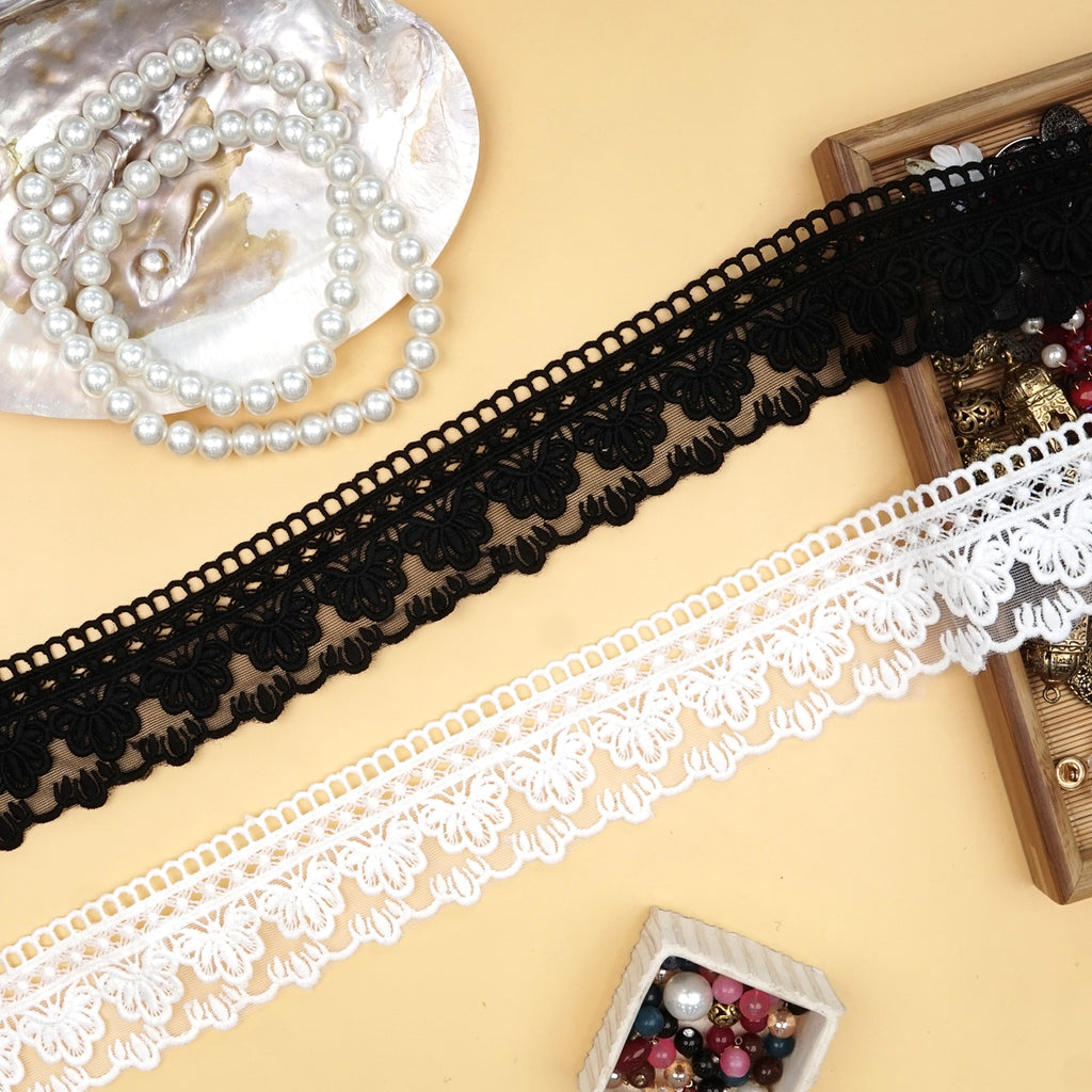 One Side Border Shuttle Net Lace