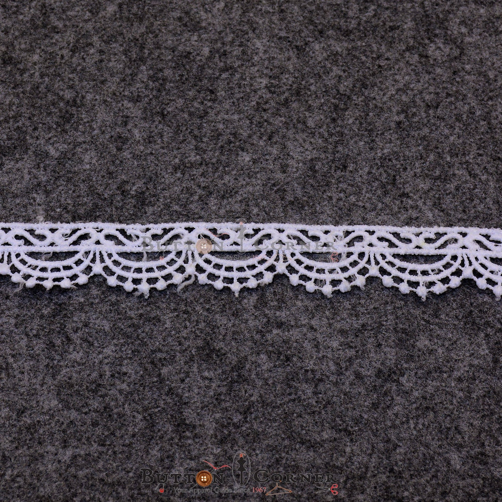 One Side Border Shuttle Lace